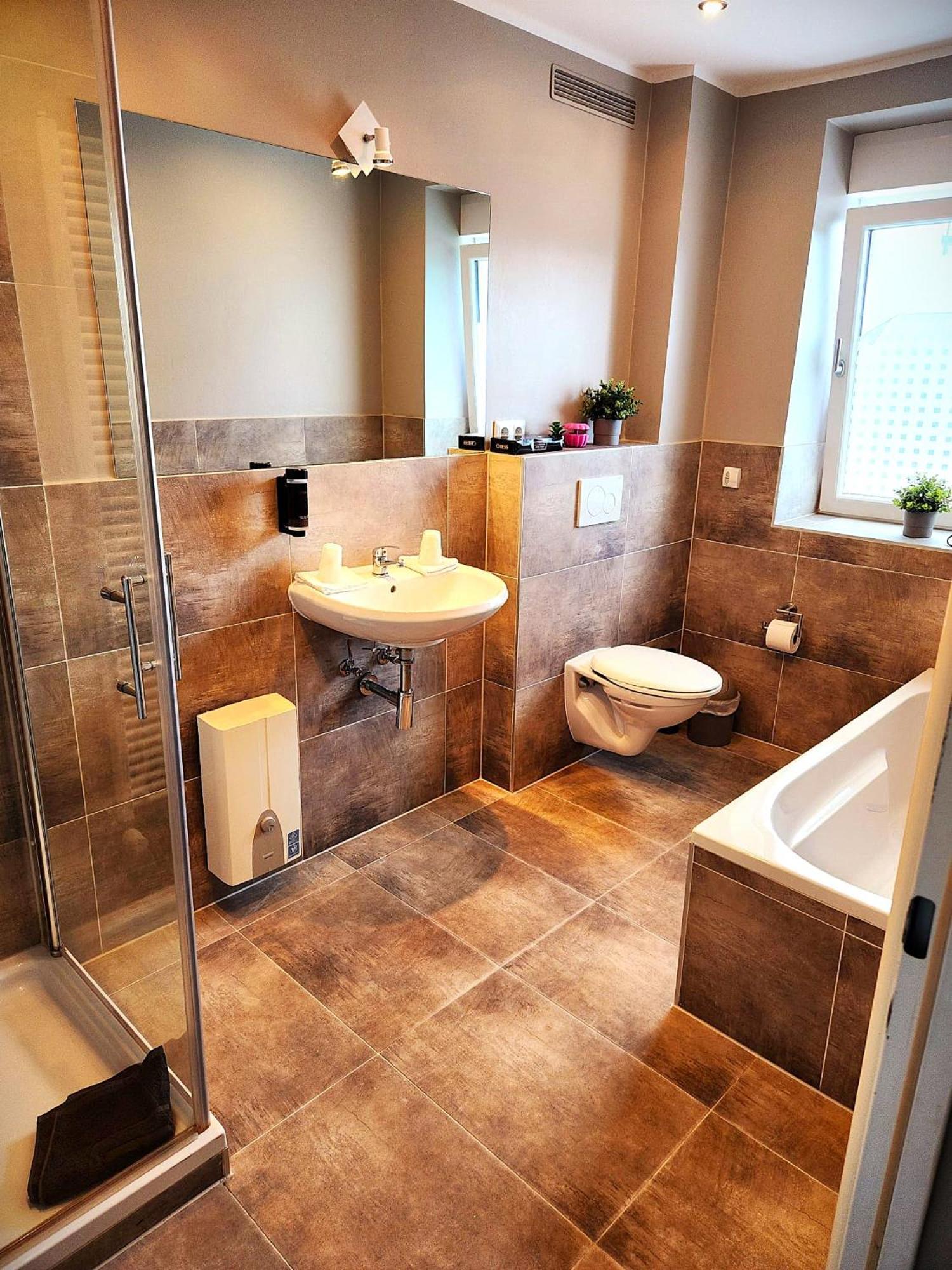 Stadt Apartments Solingen Bagian luar foto